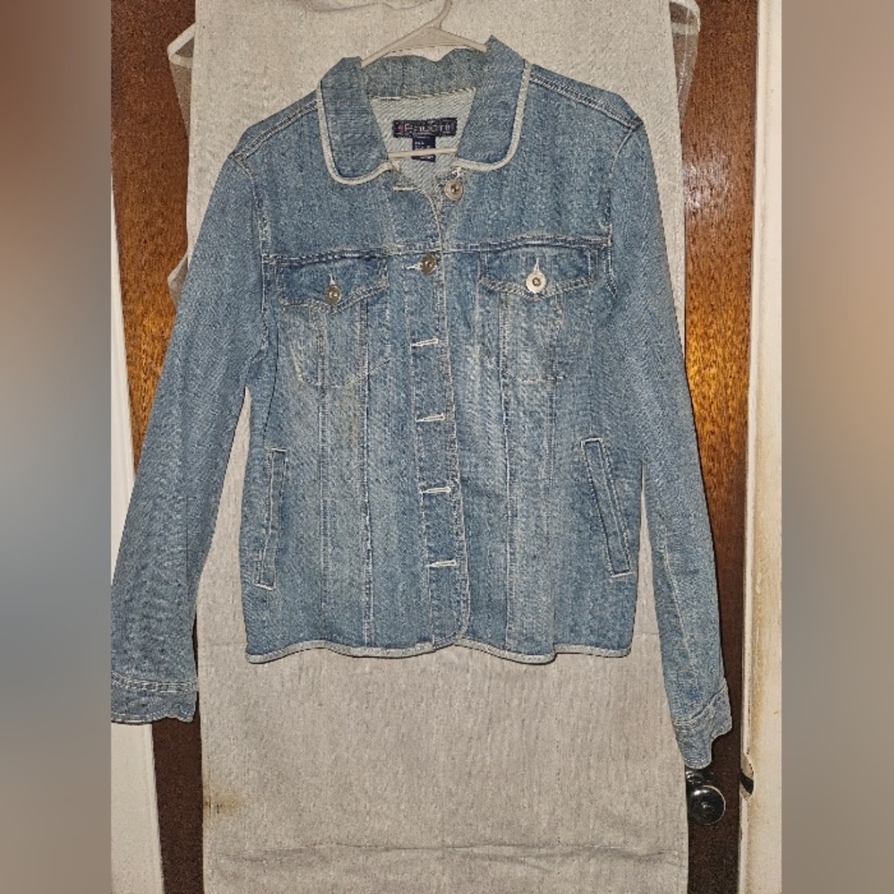 Denim Jacket with Contrast Stitching